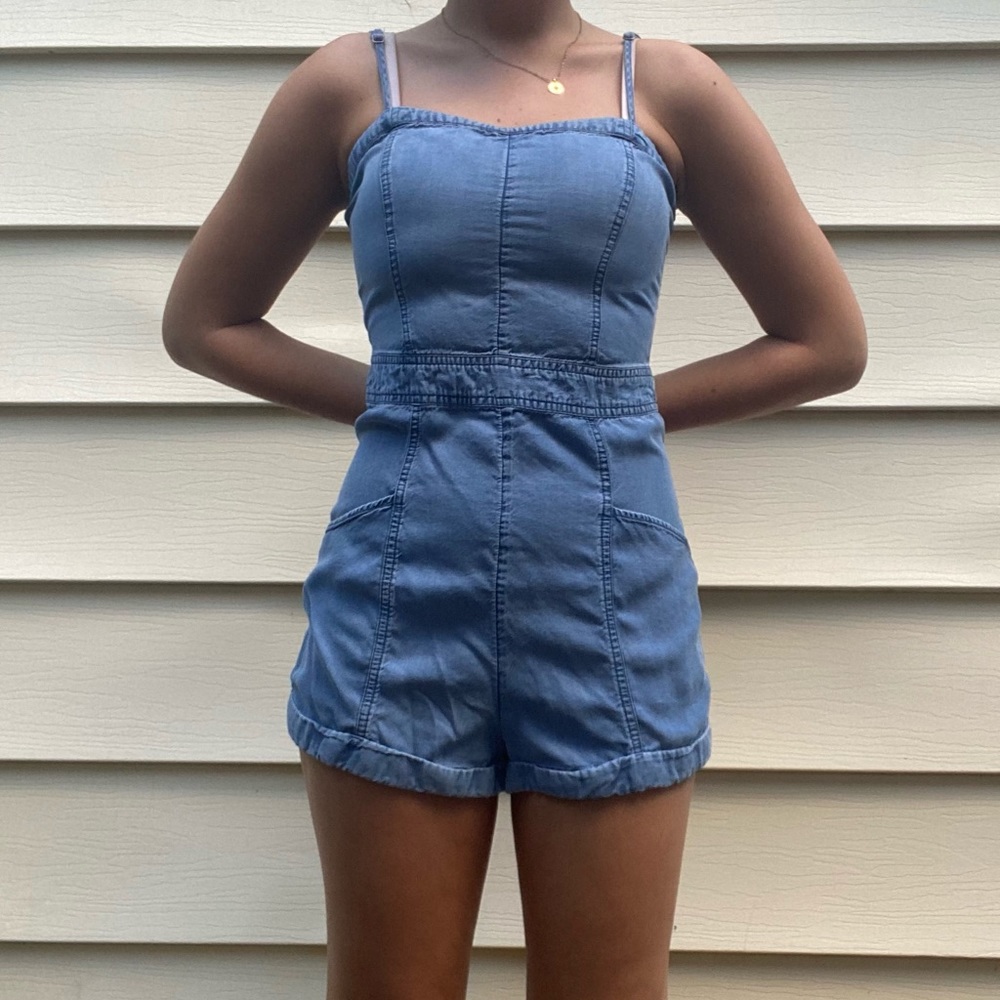 Abercrombie & Fitch Strappy Denim Romper